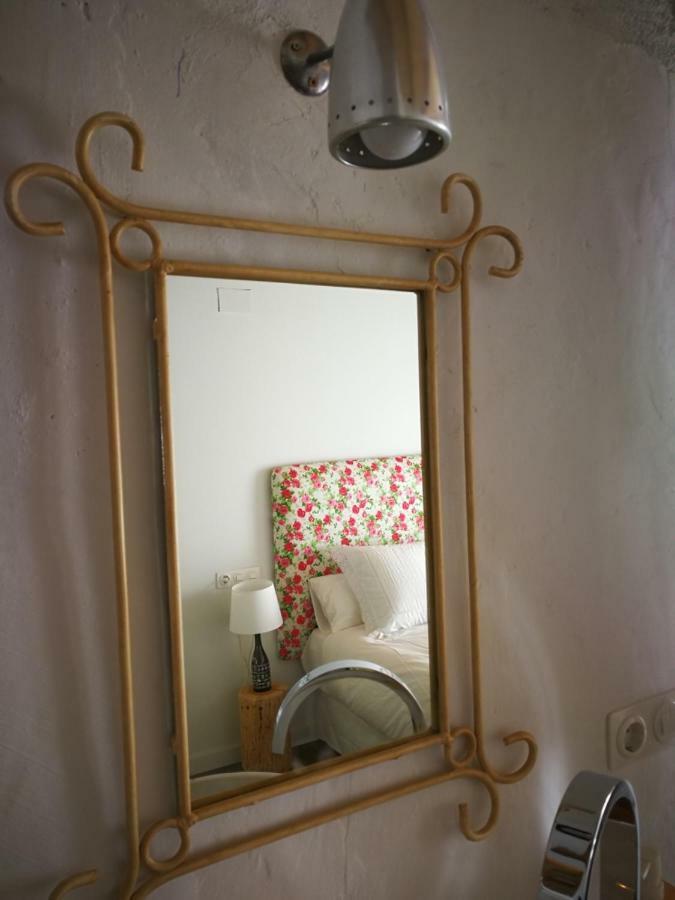 La Casa Dels Ocells (Adults Only) Bed & Breakfast Granollers de Florejacs Екстериор снимка